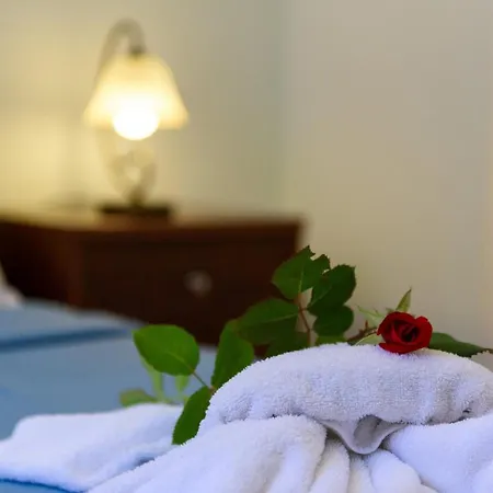 Luxury Corfu Villa - Villa Rose - Private Pool - 4 Bedrooms * Дафнила